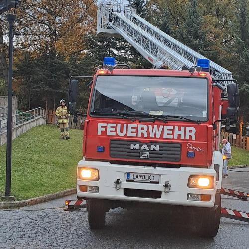 Feuerwehrübung in der Volksschule Flirsch, 2024
