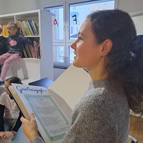 Tugend und Advent in der VS Flirsch