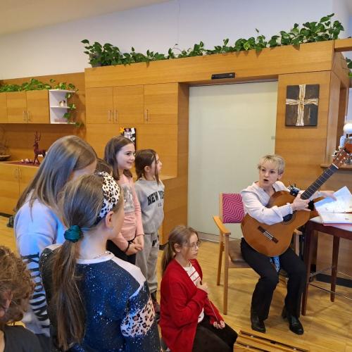 Adventfeier im Wohn- und Pflegeheim