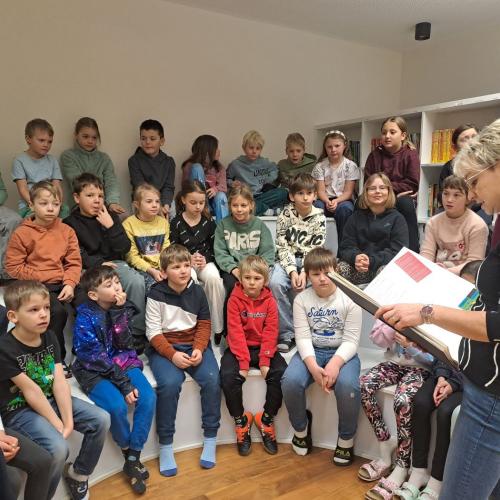 Tugend Humor in der VS Flirsch